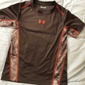 Youth under armor tee